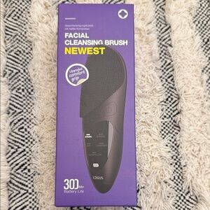 Black Facial Cleansing Brush